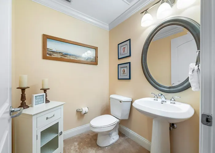 Indigo East Unit 1703e Holiday home