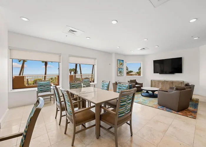 Indigo East Unit 1703e Holiday home *
